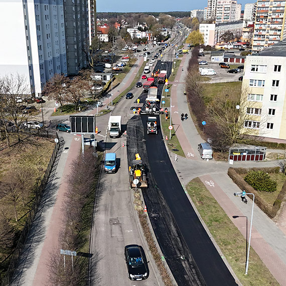 Szybki remont ulicy w centrum