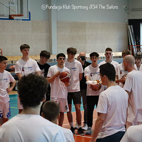 Miniony weekend w �winouj�ciu up�yn�� pod znakiem sportu, emocji i wa�nych rozm�w