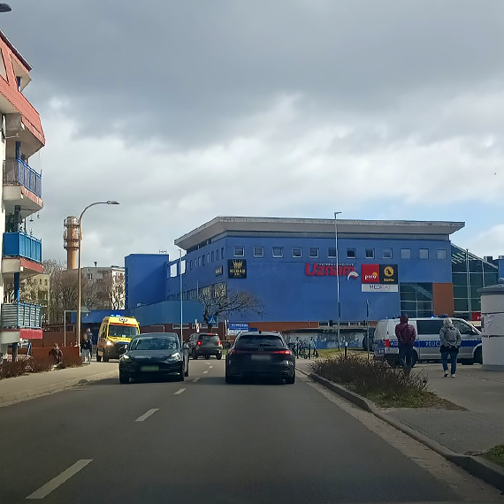 Samochodem przejecha� po stopie 8-latka. Kierowca odjecha�, policja go szuka