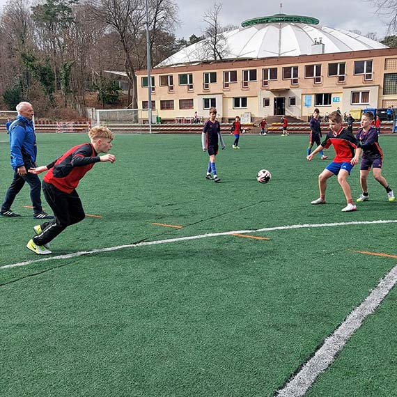 Mistrzostwa Miasta Świnoujście w piłce nożnej dziewcząt i chlopców w ramach Igrzysk Dzieci