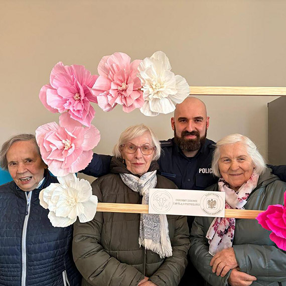 Cyberprzest�pcy nie �pi� – b�d� o krok przed nimi!