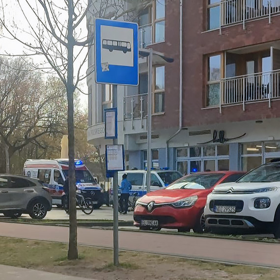 Niepokoj�ca interwencja przy ulicy Wojska Polskiego. Ratownicy wezwani do 10-letniego ch�opca
