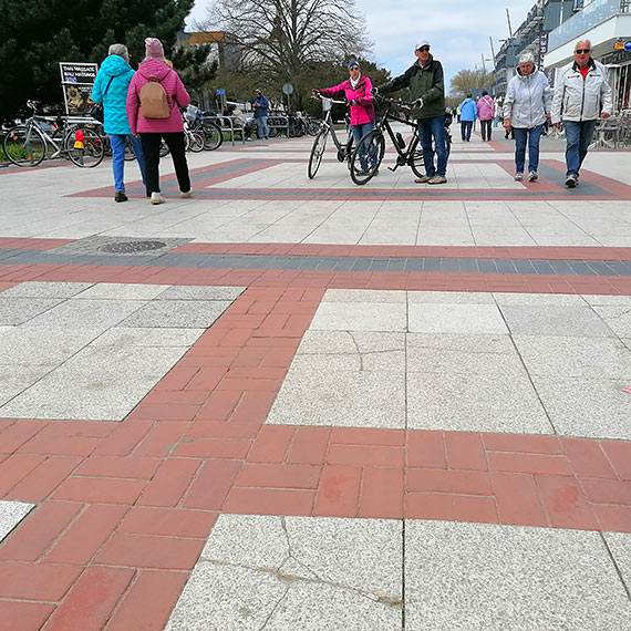 Pop�kane p�yty w samym sercu promenady