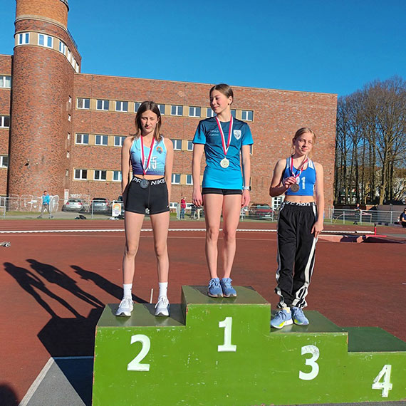 8 medali dla zawodnik�w Klubu OSiR „Wyspiarz” w Mistrzostwach Wojew�dztwa w Lekkiej Atletyce