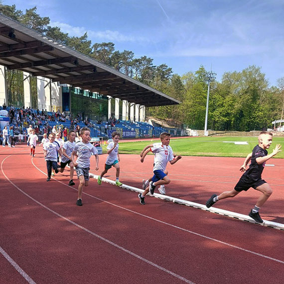 Biegi Konstytucji 3 Maja I Memoria� ku czci wybitnego trenera lekkiej atletyki