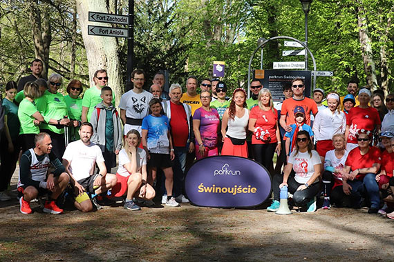 Bia�o-czerwony 446. parkrun