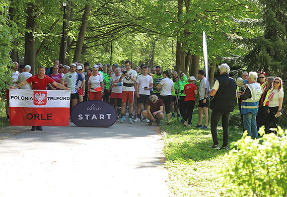 Bia�o-czerwony 446. parkrun