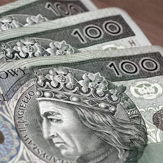 400 z� dla senior�w. Zosta�o niewiele czasu na z�o�enie wniosku