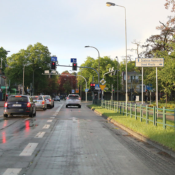 Zamknięta Moniuszki i kompletna dezorientacja