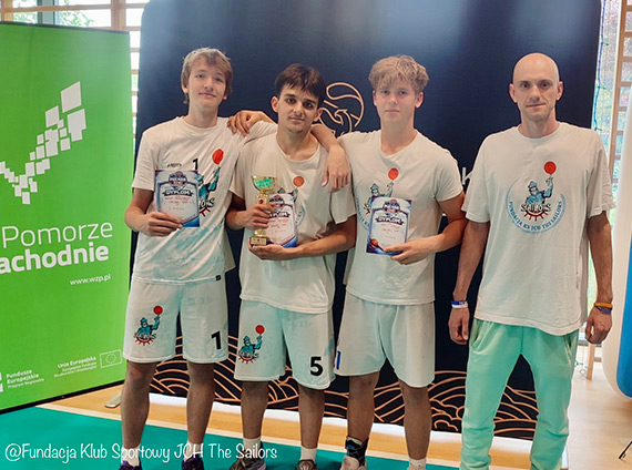 Turniej koszykówki 3x3 w Świnoujściu pełen niespodzianek. Gospodarze wśród najlepszych